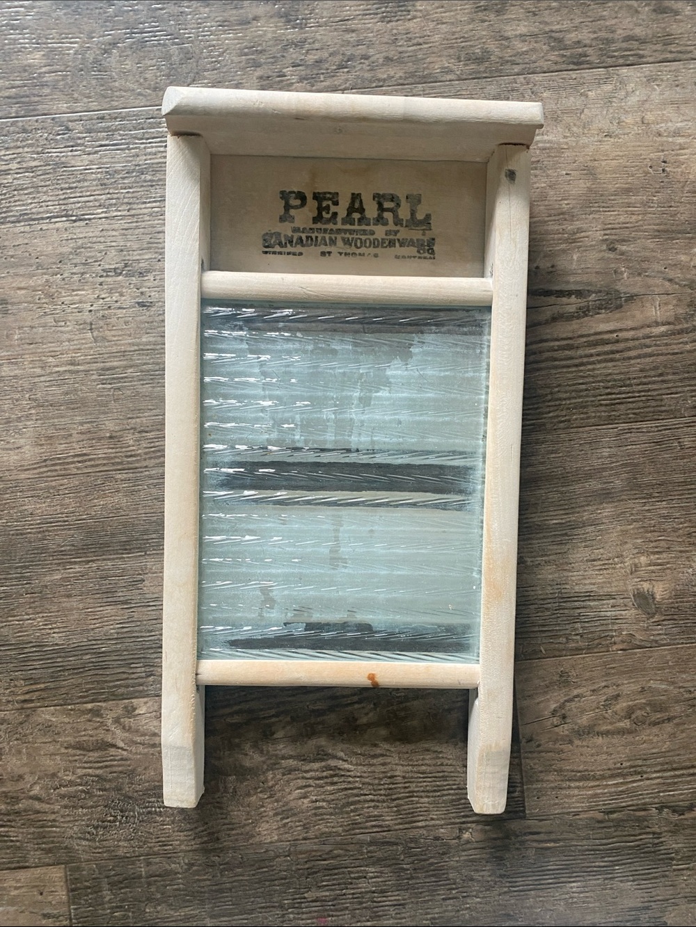 Pearl White Rustic Wooden Wall Pocket
